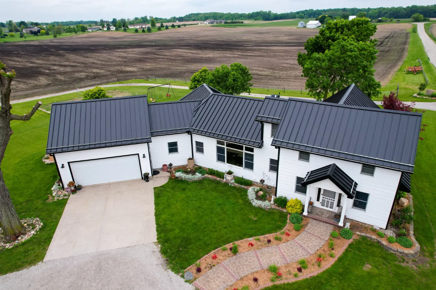 Manufacturer-certified roof installation in Meridian-Kessler